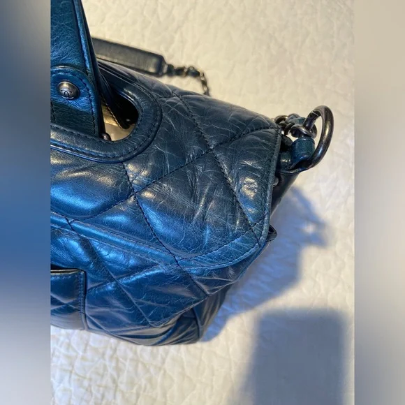 CHANEL Blue Quilted Distressed Convertible Boy Tote - Picture 6 of 16